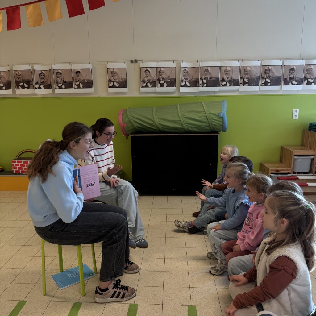 20251126_100218813_iOS